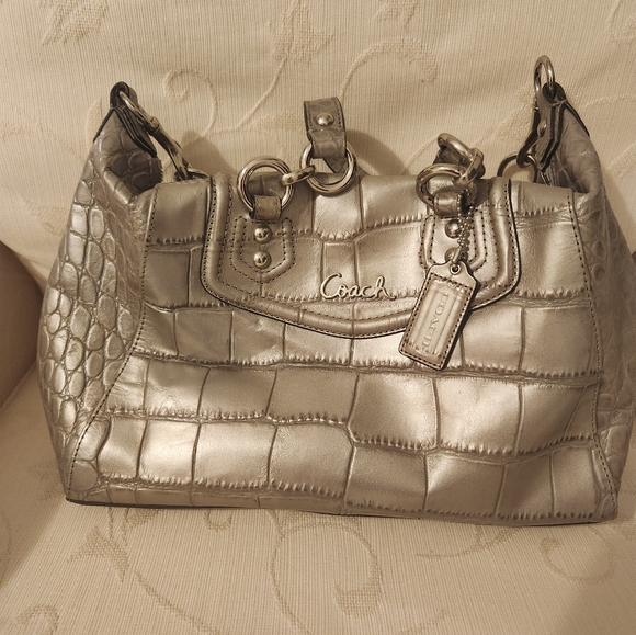 Coach purse - Picture 4 of 5